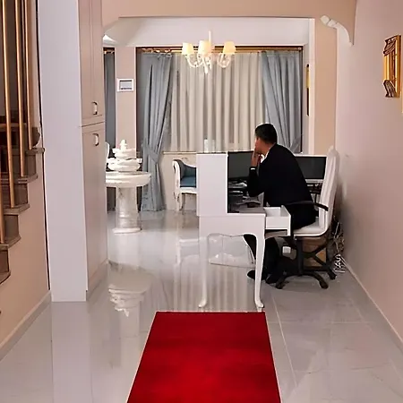 Divani Ali 4*